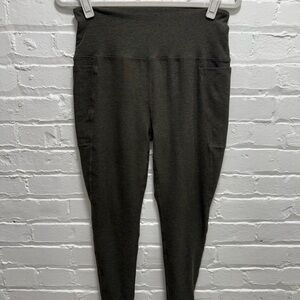 Beyond Yoga SpaceDye High Waisted Midi
Leggings POCKETS! / XL dark olive green